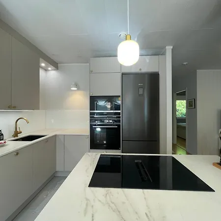 Peaceful Laajasalo Lejlighed *