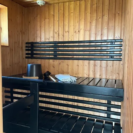 Peaceful Laajasalo Daire